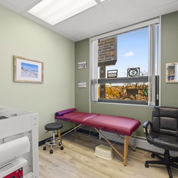 Breakthrough Pediatrics, PLLC - Pediatricians Near Me - Concord, New Hampshire Breakthrough Pediatrics, PLLC - Pediatricians Near Me - Concord, New Hampshire
