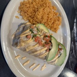Burrito Especiale. It was huge! Burrito Especiale. It was huge!