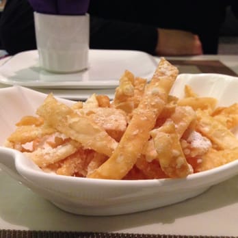 FEY Restaurant - Today's complimentary appetizer. Fried wonton chips with powdered sugar - Szechuan Near Me - Menlo Park, California FEY Restaurant - Today's complimentary appetizer. Fried wonton chips with powdered sugar - Szechuan Near Me - Menlo Park, California