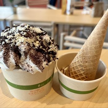 Saluhall - Snöberg: Vanilla Oat Soft Serve - Food Court Near Me - San Francisco, California Saluhall - Snöberg: Vanilla Oat Soft Serve - Food Court Near Me - San Francisco, California