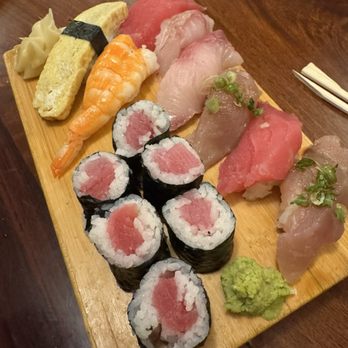 Fuji Restaurant - Sushi Bars Near Me - Big Bear Lake, California