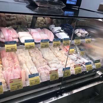 Safeway - Seafood department - Grocery Near Me - Washington, DC, District of Columbia