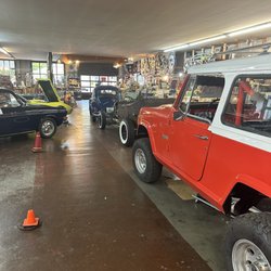 Bergstrom's Antique & Classic Autos