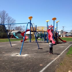 Mc Gillvray Park - Swings are missing
