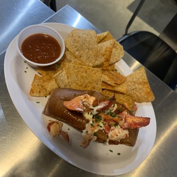 Slapfish - $35 lobster roll - Seafood Near Me - Albuquerque, New Mexico
