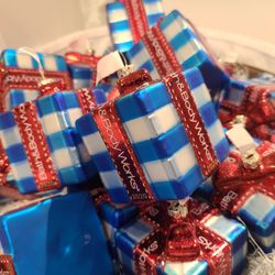 Bath & Body Works - D'ornament glass $19.95 bbw hhi sc Sun Dec 6 2020