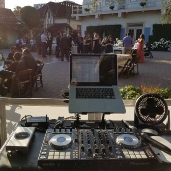 Tempoe Entertainment DJs - DJs Near Me