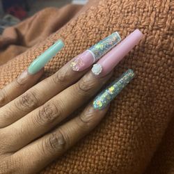 Tony's Nails