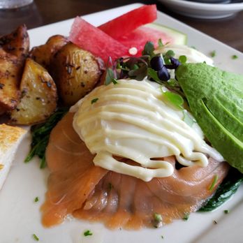 Starling Diner - Eggs Benjamin with Avocado - New American Near Me - Long Beach, California Starling Diner - Eggs Benjamin with Avocado - New American Near Me - Long Beach, California