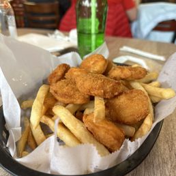 Kid's chicken nuggets