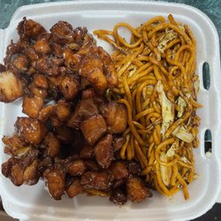 Ming Yong Chinese Restaurant - Bourbon chicken