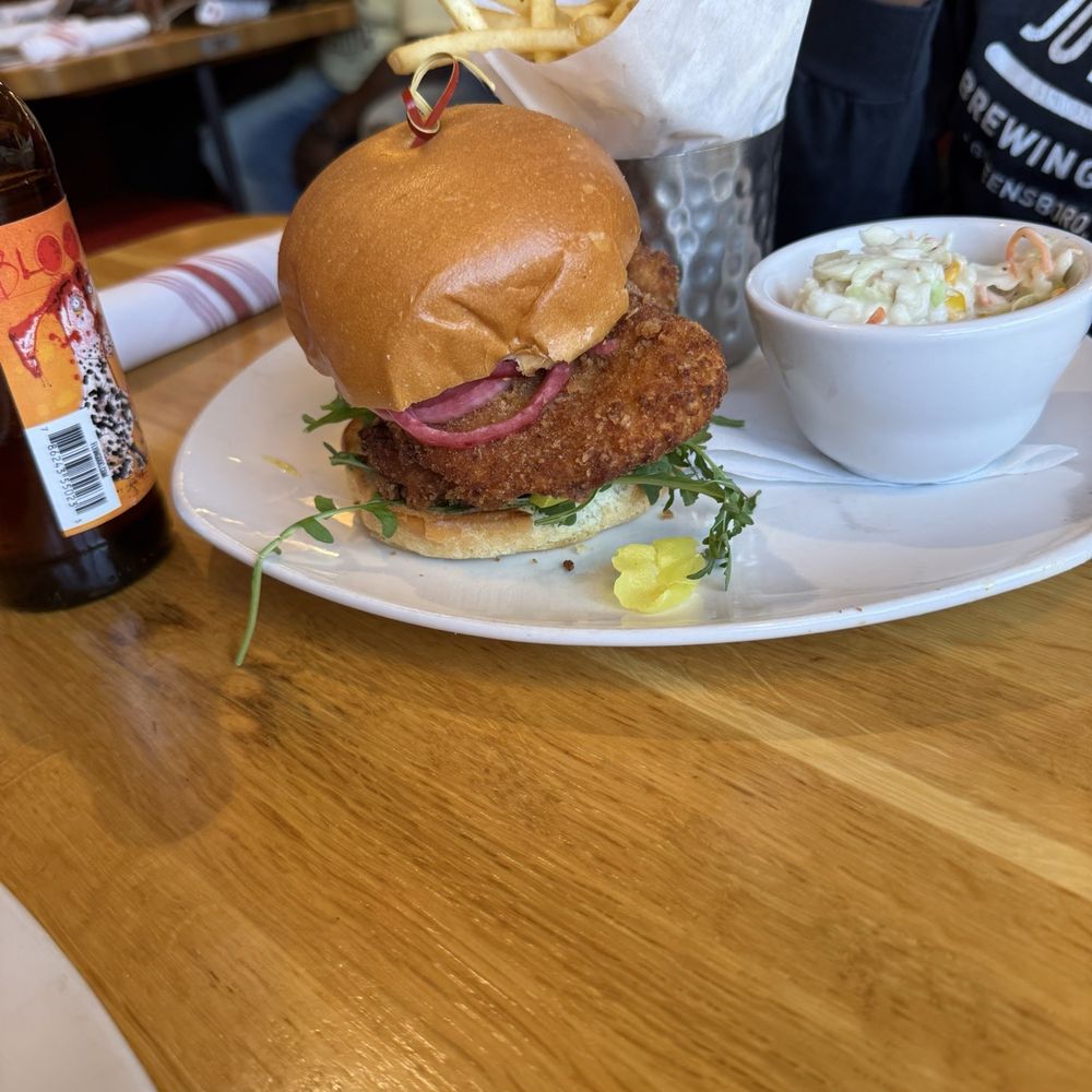 Silver Diner - Chicken sandwich. The spicy one. Bae loved it. - Diners Near Me - Lanham, Maryland