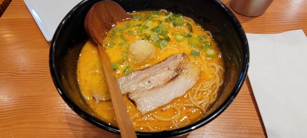 KINTON RAMEN CARREFOUR LAVAL by null