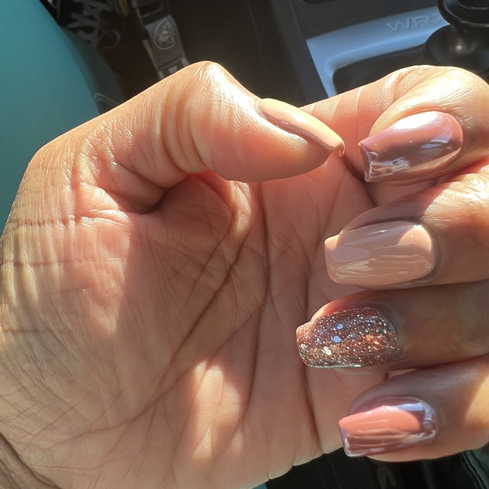 Hollywood Nails - Nail Salons Near Me - Pleasant Hill, California Hollywood Nails - Nail Salons Near Me - Pleasant Hill, California