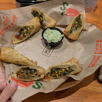 Chili's - Southwestern egg rolls - American Near Me - Upland, California Chili's - Southwestern egg rolls - American Near Me - Upland, California