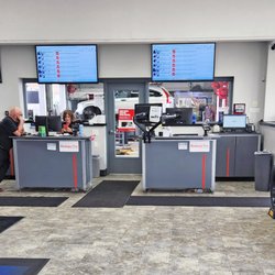 Waukegan Tire