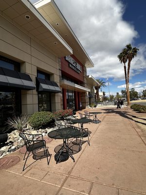 Barnes & Noble by null