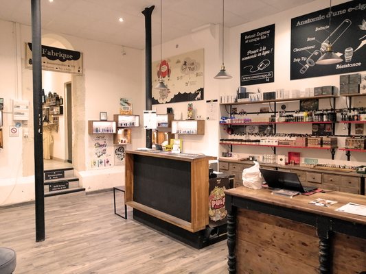 MON VAPO - Updated March 2026 - 12 Photos - 4 rue du faubourg de la  Saunerie, Montpellier, France - Vape Shops - Phone Number - Yelp