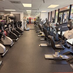 Back 2 Health Physical Therapy - More workout stations
