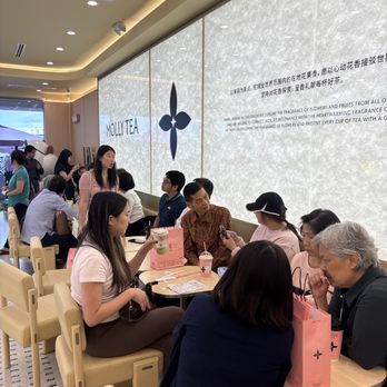Molly Tea - It's a full house - Bubble Tea Near Me - West Covina, California
