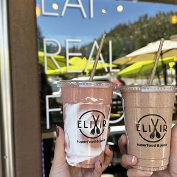 Elixir Superfood & Juice - Strawberry pro and power monkey - Gluten-Free Near Me - Mammoth Lakes, California Elixir Superfood & Juice - Strawberry pro and power monkey - Gluten-Free Near Me - Mammoth Lakes, California