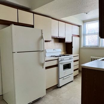 Johnson Realty - Apartments Near Me - Saint Paul, Minnesota Johnson Realty - Apartments Near Me - Saint Paul, Minnesota