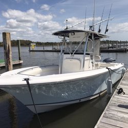 Angry Pelican Charters - Nice boat