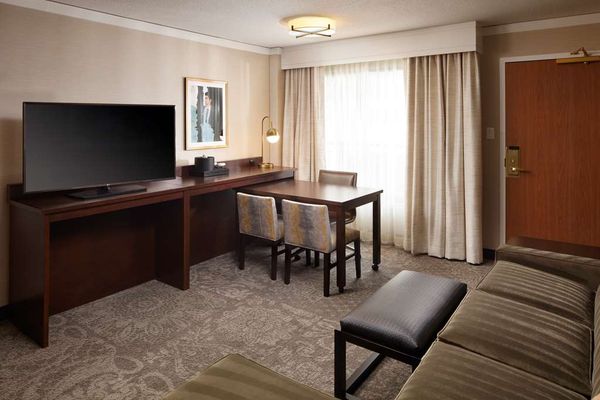 Embassy Suites by Hilton Tysons Corner by null