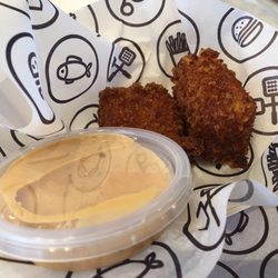 Straight Six - Mac n cheese $5