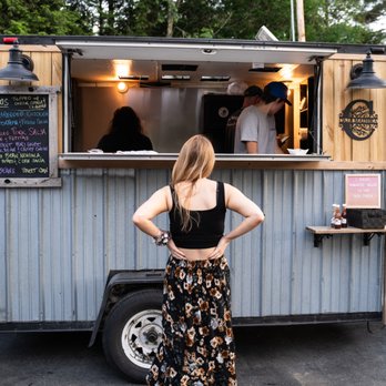 Caja Madera - Food Trucks Near Me - Hardwick, Vermont