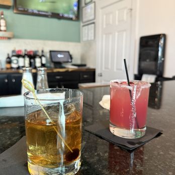 Bruno’s Kitchen - Vanilla cherry old fashion and Spice cranberries paloma - Chicken Wings Near Me - Littleton, Colorado Bruno’s Kitchen - Vanilla cherry old fashion and Spice cranberries paloma - Chicken Wings Near Me - Littleton, Colorado