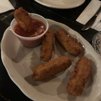 Harbor Light Pub - Mozzarella sticks - New American Near Me - Rockaway Park, New York