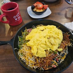 Colonial Cafe - Cornbeef hash skillet on a bed of hot hash browns.