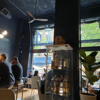 Bridges & Bourbon - Inside - New American Near Me - Pittsburgh, Pennsylvania