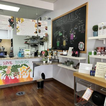 Berry Beet Juice Bar - Juice Bars & Smoothies Near Me - Phoenix, Arizona