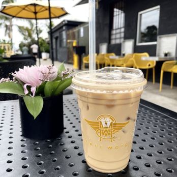 Cafe Moto - Caramel dulce latte - Cafes Near Me - San Diego, California Cafe Moto - Caramel dulce latte - Cafes Near Me - San Diego, California