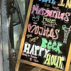 El Montanero Bakery & Restaurant - Happy hours