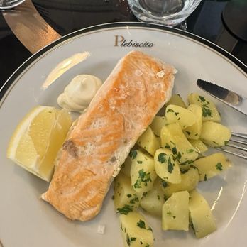 Plebiscito - Salmon and potatoes - Pizza Near Me - Rome, RM Plebiscito - Salmon and potatoes - Pizza Near Me - Rome, RM