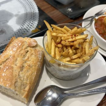 Gaucho - Truffle fries with runny eggs - Tapas Bars Near Me - Pamplona, NA Gaucho - Truffle fries with runny eggs - Tapas Bars Near Me - Pamplona, NA