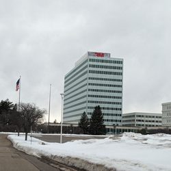 3M Innovation Center - Heading over to visitor parking