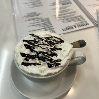 Neptune Diner - Hot Chocolate - Diners Near Me - Bayside, New York