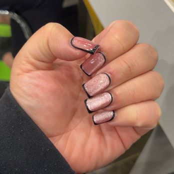 Fleur Nail Spa - Nail Salons Near Me - Santa Ana, California