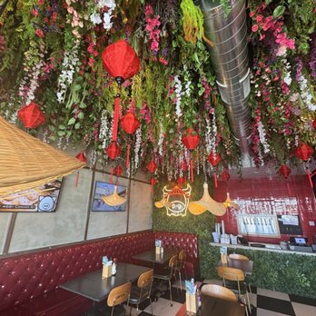 Pho Nom - Decor - Vietnamese Near Me - San Diego, California