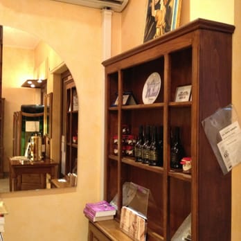 Cioccolateria Ravera - Beer, Wine & Spirits Near Me - Cherasco, CN