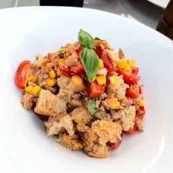 Pizzeria La Piccola - Insalata Panzanella - Italienischer Brotsalat