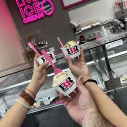 Ice Cream with friends! August 2025