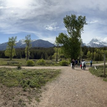 Taggart Lake Trail - Hiking Near Me - Alta, Wyoming