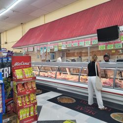 Twin City Supermarket