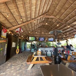 Dune Dog Cafe - Tiki bar outdoor area dog friendly