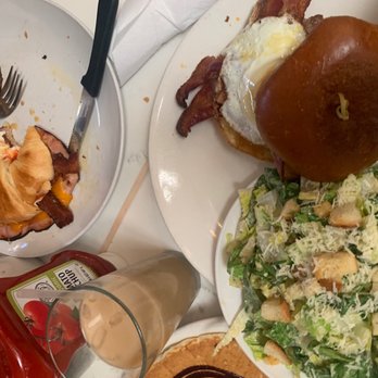 Toast Kitchen & Bar - Brunch Burger & Breakfast Croissant - Breakfast & Brunch Near Me - Brea, California Toast Kitchen & Bar - Brunch Burger & Breakfast Croissant - Breakfast & Brunch Near Me - Brea, California
